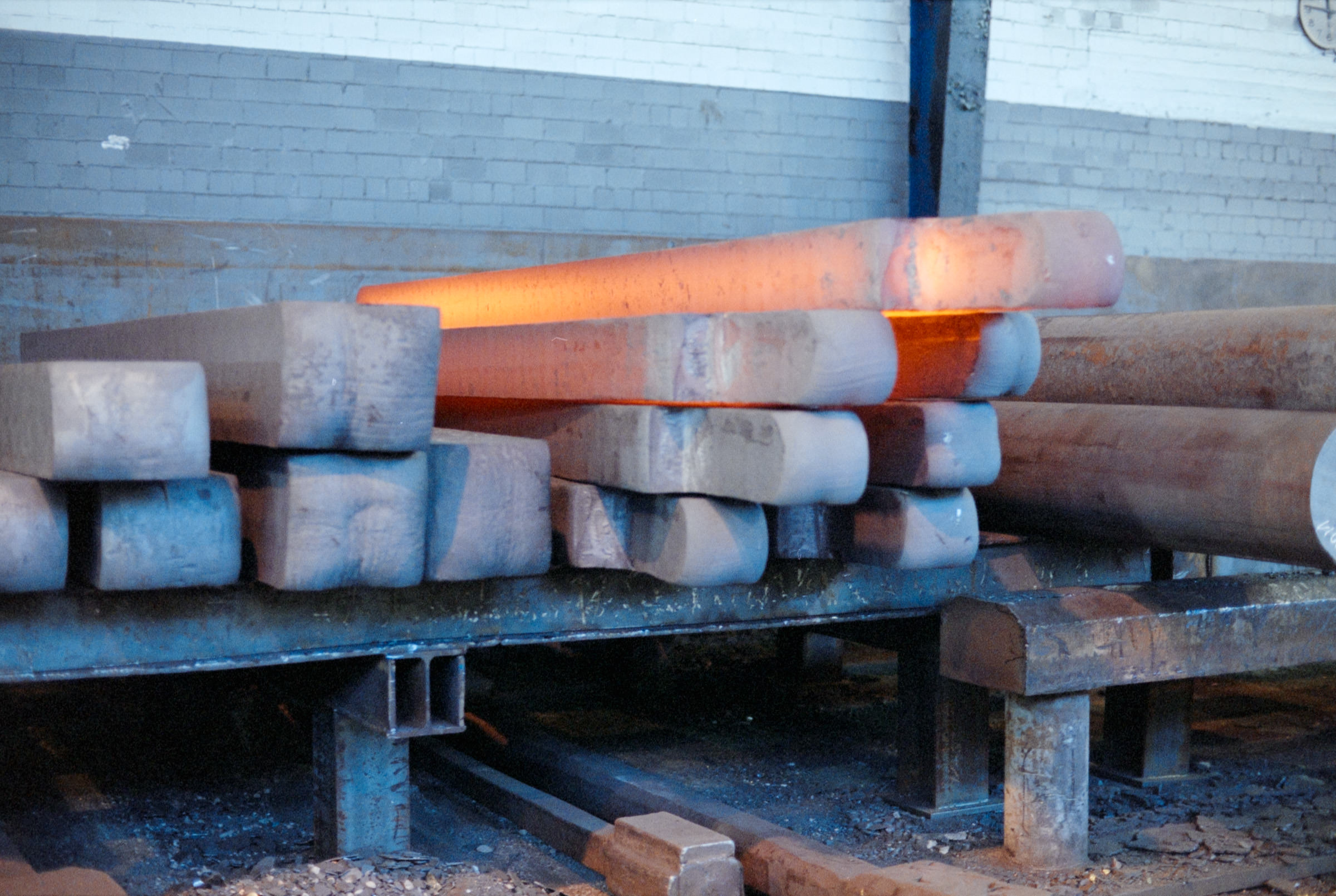 AHP film 2004 11 004 sc240828 img09 NLP